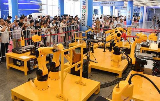 怎么看待工業(yè)機(jī)器人造就的自動(dòng)化轉(zhuǎn)型
